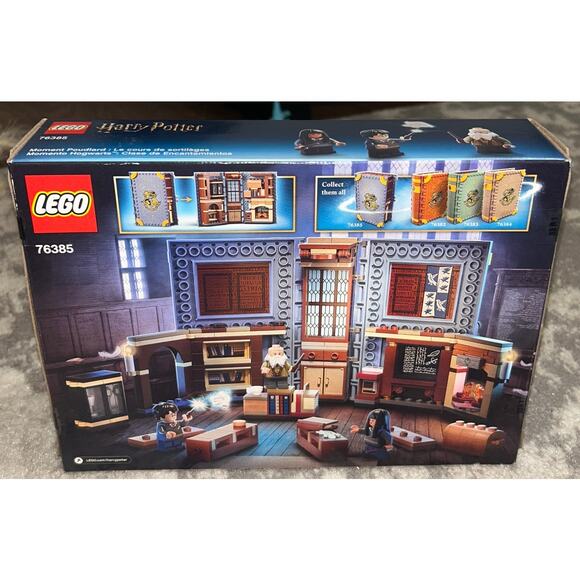 LEGO Harry Potter Hogwarts Moment: Charms Class Building Set (NEW) - Picture 2 of 2